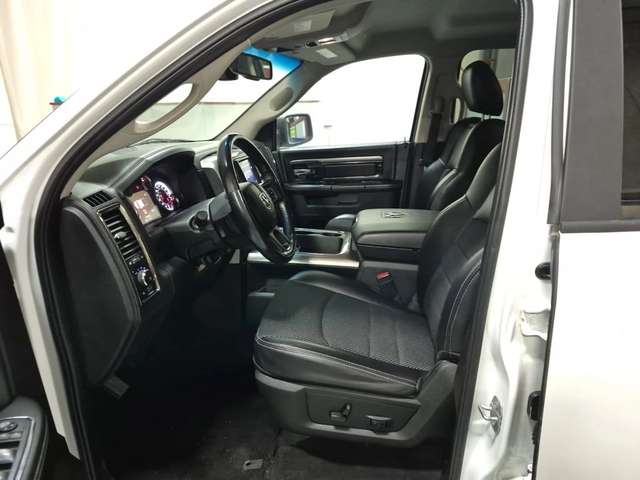 Dodge RAM 1500 * SPORT CREW CAB SHORT BED * CARFAX * ЦЕНА ДО БГ - автомобили, коли, обяви за нови и употребявани 4