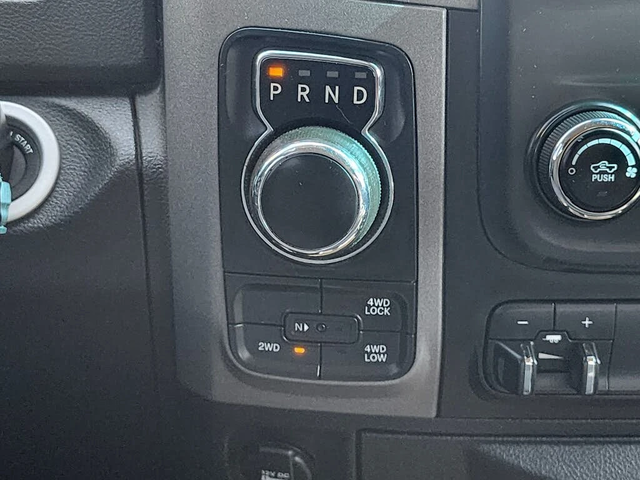 Dodge RAM 1500 2016| TRADESMAN| ECODIESEL| 4WD CARFAX - автомобили, коли, обяви за нови и употребявани 10