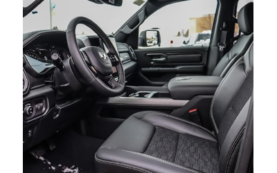 Dodge RAM 1500 Sport Crew Cab 4WD* АвтоКредит* (ЦЕНА ДО БГ)* - автомобили, коли, обяви за нови и употребявани 7