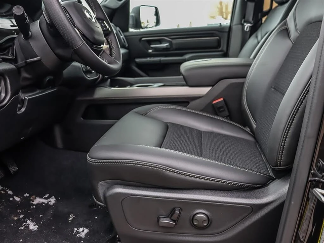 Dodge RAM 1500 Sport Crew Cab 4WD* АвтоКредит* (ЦЕНА ДО БГ)* - автомобили, коли, обяви за нови и употребявани 8