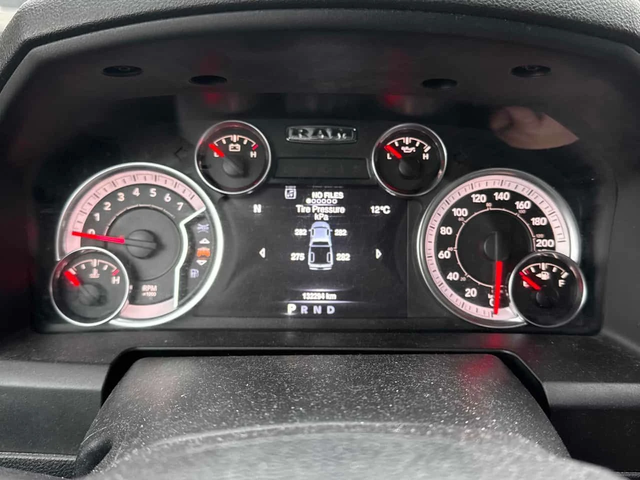Dodge RAM 1500 * Express * CARFAX * БЕЗ ПЪРВОНАЧАЛНА ВНОСКА - автомобили, коли, обяви за нови и употребявани 7