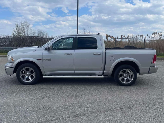 Dodge RAM 1500 * Laramie * ОБДУХВАНЕ * КОМПЛЕКТ ГУМИ - автомобили, коли, обяви за нови и употребявани 1