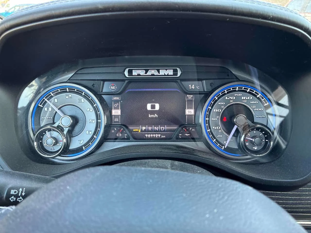 Dodge RAM 1500 | Limited | PANO | ОБДУХВАНЕ | ДВА КЛЮЧА - автомобили, коли, обяви за нови и употребявани 8