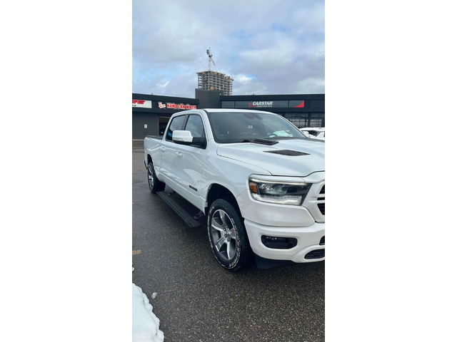 Dodge RAM 1500 | Sport 5.7L | 360 | CARFAX - автомобили, коли, обяви за нови и употребявани 4