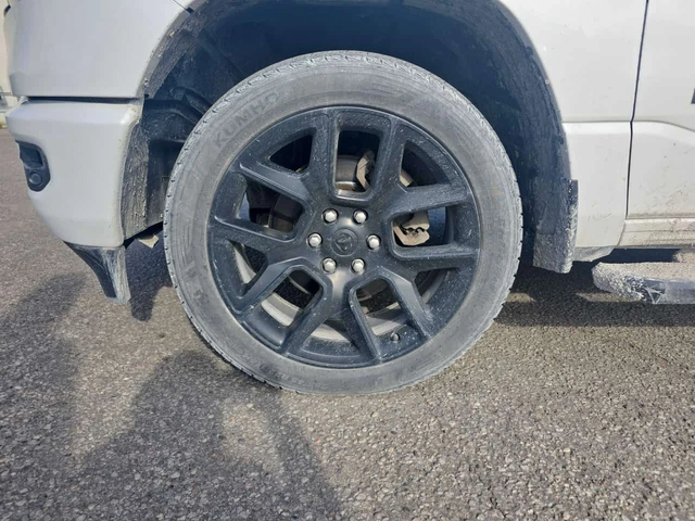 Dodge RAM 1500 SPORT * ПОДГРЕВ НА ВОЛАН/СЕДАЛКИ* ДВА КЛЮЧА* - автомобили, коли, обяви за нови и употребявани 5