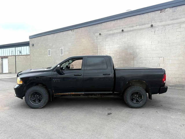 Dodge RAM 1500 * Sport * CARFAX * 5.7 HEMI - автомобили, коли, обяви за нови и употребявани 1