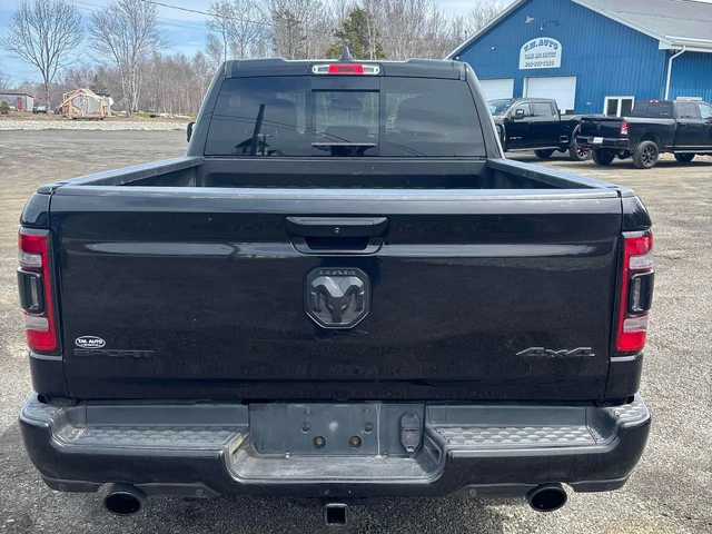 Dodge RAM 1500 Sport /BLACK GRILL / CAMERA/КЛИП НА МОТОРА - автомобили, коли, обяви за нови и употребявани 3