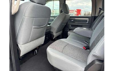 Dodge RAM 1500 * Big Horn * PANO* KEYLESS* ПОДГРЕВ* - автомобили, коли, обяви за нови и употребявани 13