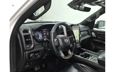 Dodge RAM 1500 Limited/AWD/5.7/H&K/Pano/Обдухване - автомобили, коли, обяви за нови и употребявани 10