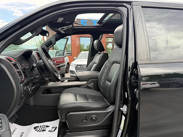 Dodge RAM 1500 5.7HAMI-REBEL-НА ВЪЗДУХ-ПАНОРАМА-КАМЕРА-LED-XENON! - автомобили, коли, обяви за нови и употребявани 7