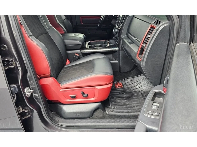 Dodge RAM 1500 5.7* Crew Cab* ПОДГРЕВ* ОБДУХ* ЛИЗИНГ - автомобили, коли, обяви за нови и употребявани 11