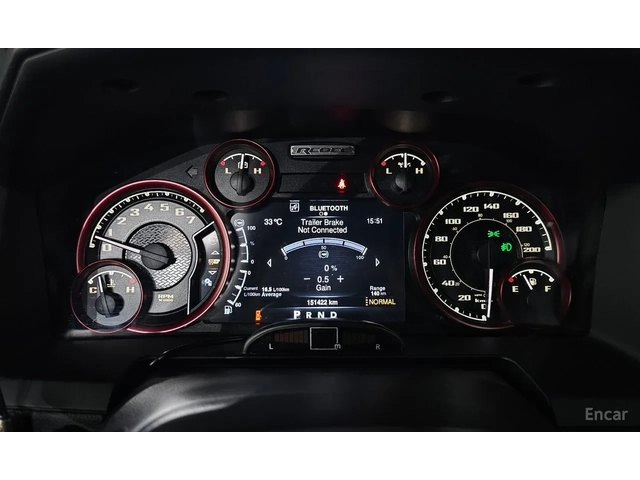 Dodge RAM 1500 5.7* Crew Cab* ПОДГРЕВ* ОБДУХ* ЛИЗИНГ - автомобили, коли, обяви за нови и употребявани 13