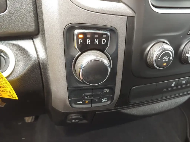 Dodge RAM 1500 Classic - автомобили, коли, обяви за нови и употребявани 9