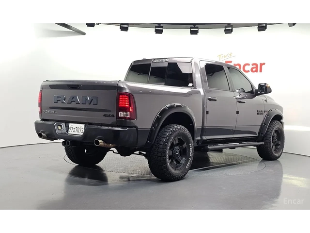 Dodge RAM 1500 5.7* Crew Cab* ПОДГРЕВ* ОБДУХ* ЛИЗИНГ - автомобили, коли, обяви за нови и употребявани 2