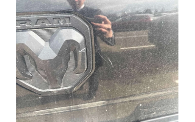 Dodge RAM * Laramie * PANO* KEYLESS* ПОДГРЕВ* - автомобили, коли, обяви за нови и употребявани 16