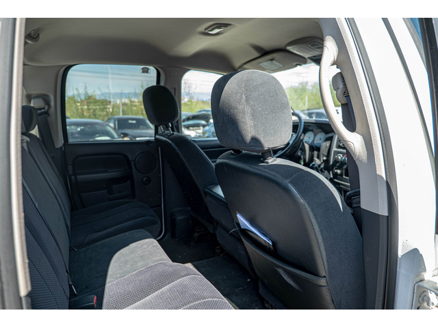 Dodge RAM 3500 SLT/Quad Cab/5.9l Diesel/4X4 - автомобили, коли, обяви за нови и употребявани 8