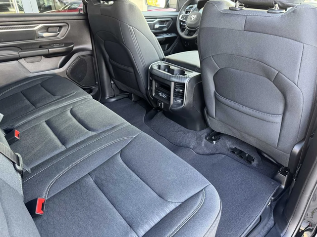 Dodge Ram 3, 0l 1500 Bighorn - автомобили, коли, обяви за нови и употребявани 9