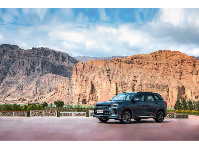DONGFENG Box, 2026 г., 1 км, 181 к.с. - автомобили, коли, обяви за нови и употребявани 0
