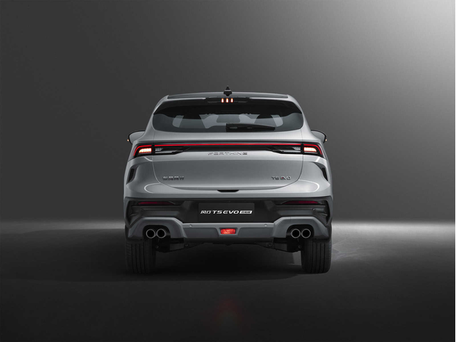 DONGFENG Dongfeng Forthing T5 HEV, 2026 г., 1 км, 195 к.с. - автомобили, коли, обяви за нови и употребявани 3