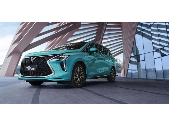 DONGFENG M4 Forthing M4 - автомобили, коли, обяви за нови и употребявани 0