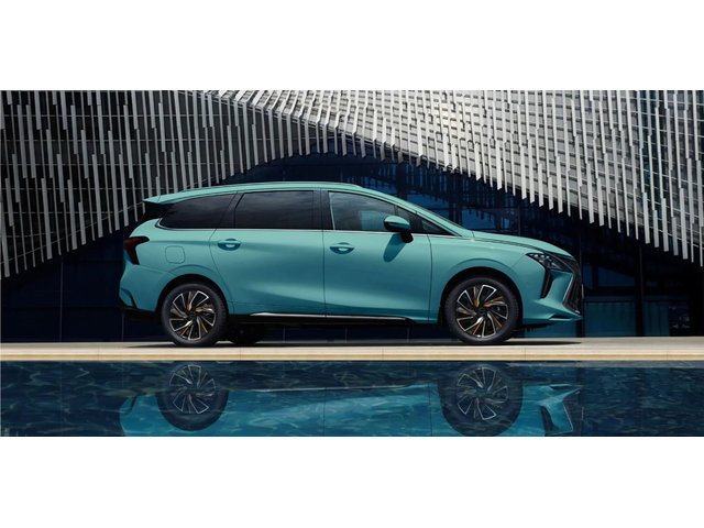 DONGFENG M4 Forthing M4 - автомобили, коли, обяви за нови и употребявани 1