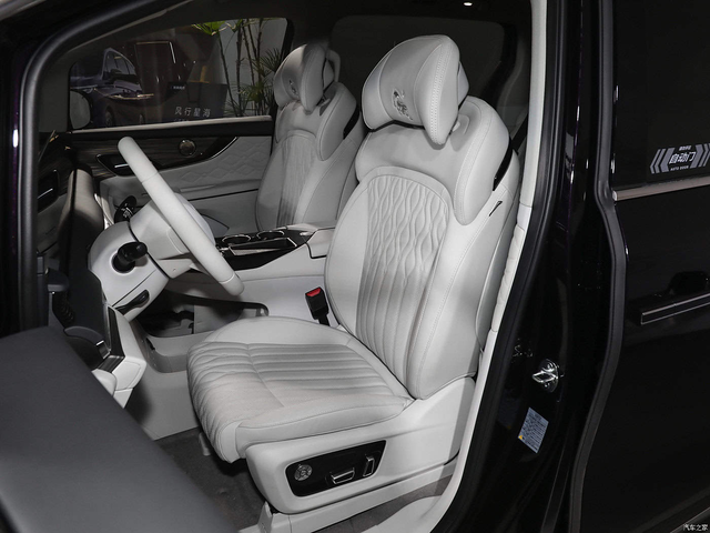 DONGFENG V9 HEV, 2026 г., 1 км, 195 к.с. - автомобили, коли, обяви за нови и употребявани 2