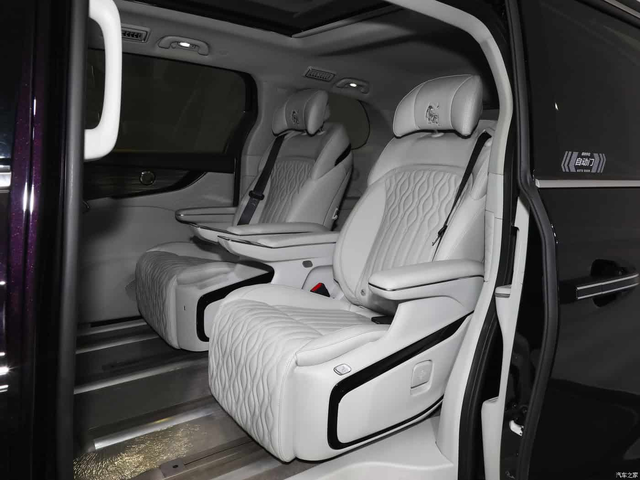 DONGFENG V9 HEV, 2026 г., 1 км, 195 к.с. - автомобили, коли, обяви за нови и употребявани 3