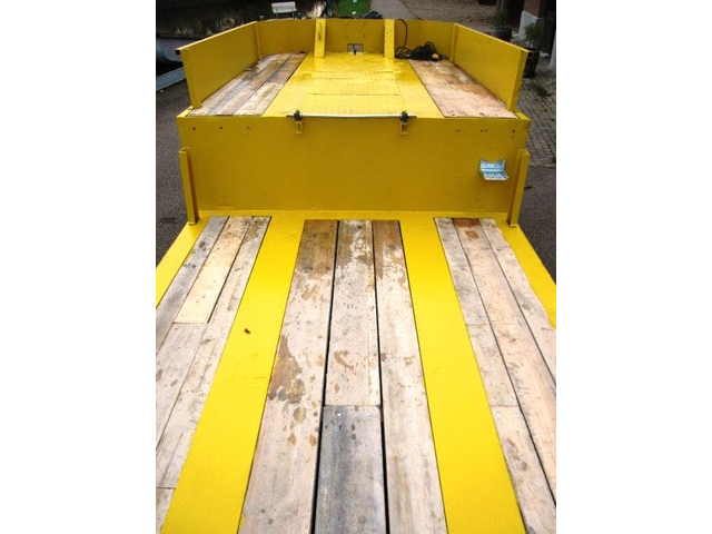 ДРУГИ Kaiser Kaiser - автомобили, коли, обяви за нови и употребявани 4