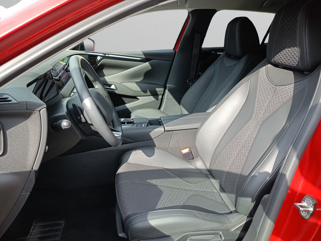 DS 4 CROSS TROCADERO PureTech 130 EAT8 E6.4 - автомобили, коли, обяви за нови и употребявани 9