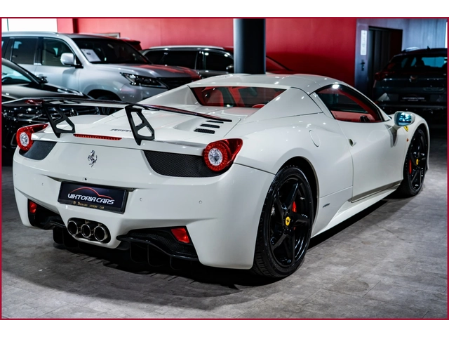 Ferrari 458 Italia Spider* Cabrio - автомобили, коли, обяви за нови и употребявани 5