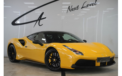 ferrari-488-488-gtb-3-9-v8-biturbo-carbon-package-akrapovic - 2