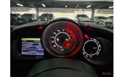 Ferrari California 3.9 V8 Carbon Package | Ceramic | Night Package - автомобили, коли, обяви за нови и употребявани 6