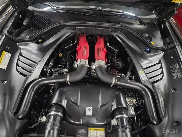 Ferrari California 3.9 V8 Carbon Package | Ceramic | Night Package - автомобили, коли, обяви за нови и употребявани 14