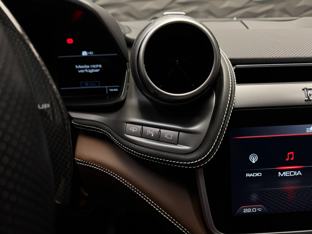 Ferrari GTC4Lusso T V8 Pano* JBL* 360 - автомобили, коли, обяви за нови и употребявани 14