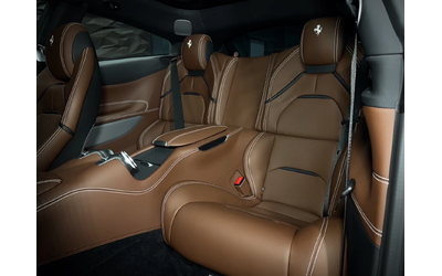 Ferrari GTC4Lusso T V8 Pano* JBL* 360 - автомобили, коли, обяви за нови и употребявани 9