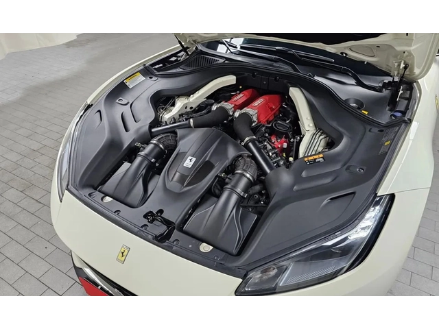 Ferrari Portofino - автомобили, коли, обяви за нови и употребявани 5