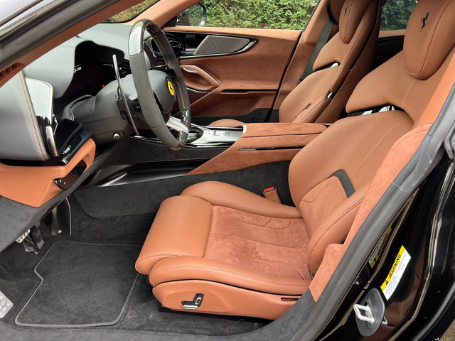 Ferrari Purosangue V12 - автомобили, коли, обяви за нови и употребявани 15