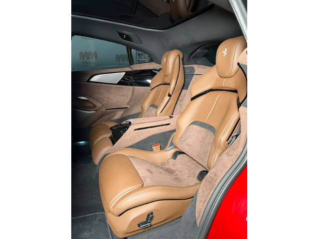 Ferrari Purosangue V12* Carbon* Pano* Display* Ventilation - автомобили, коли, обяви за нови и употребявани 11