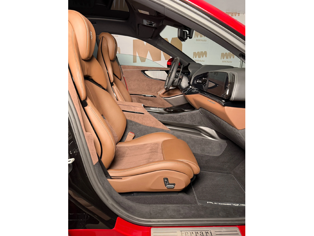 Ferrari Purosangue V12* Carbon* Pano* Display* Ventilation - автомобили, коли, обяви за нови и употребявани 9