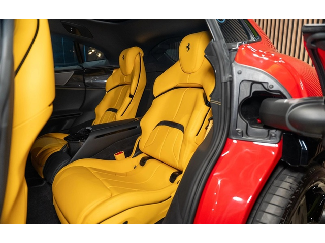 FERRARI Purosangue Purosangue 6.5 V12 AWD F1 - автомобили, коли, обяви за нови и употребявани 14