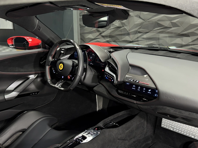 Ferrari SF 90 Stradale Carbon Exclusive - автомобили, коли, обяви за нови и употребявани 13