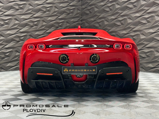 Ferrari SF 90 Stradale Carbon Exclusive - автомобили, коли, обяви за нови и употребявани 3