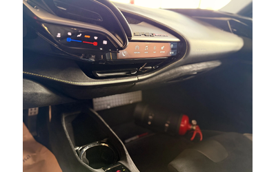 Ferrari SF 90 Stradale* Giallo* Лизинг - автомобили, коли, обяви за нови и употребявани 9