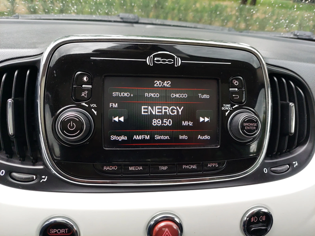 Fiat 500 0, 9i 102ps LED - автомобили, коли, обяви за нови и употребявани 10