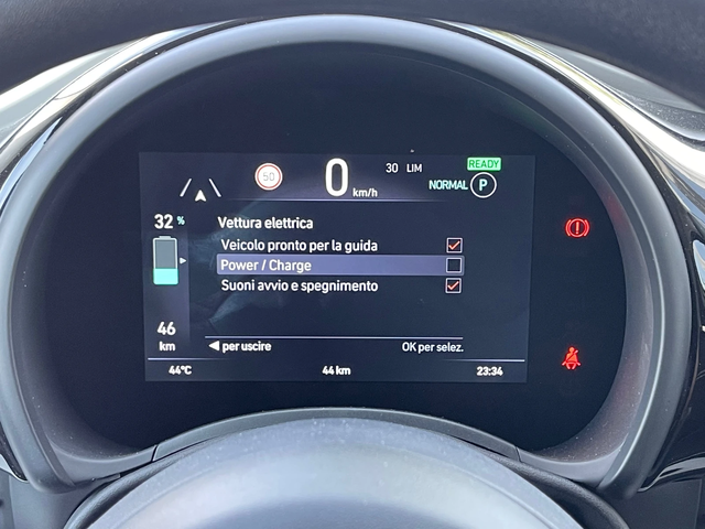 Fiat 500 E ICON/НОВ/42kWh - автомобили, коли, обяви за нови и употребявани 11