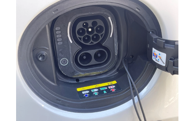 Fiat 500 E ICON/НОВ/42kWh - автомобили, коли, обяви за нови и употребявани 14