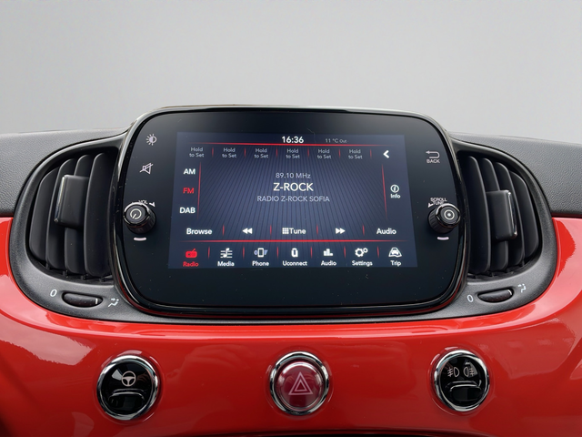 Fiat 500 Dolcevita 1.0 GSE Hybrid - автомобили, коли, обяви за нови и употребявани 10