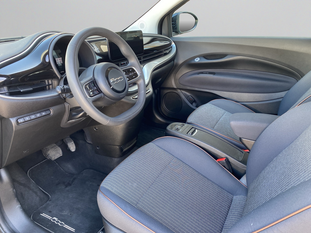Fiat 500 ICON 42 kWh 118 hp 320 km - автомобили, коли, обяви за нови и употребявани 8