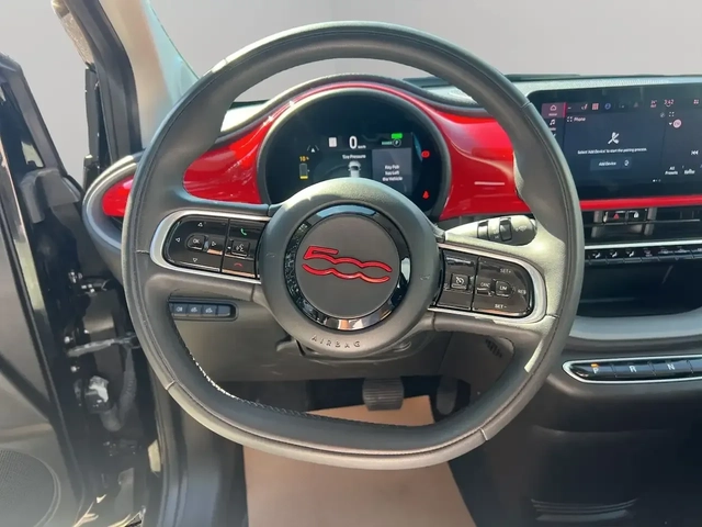 Fiat 500e ГОЛЯМАТА БАТЕРИЯ* CARPLAY* RED EDITION* УНИКАТ - автомобили, коли, обяви за нови и употребявани 11