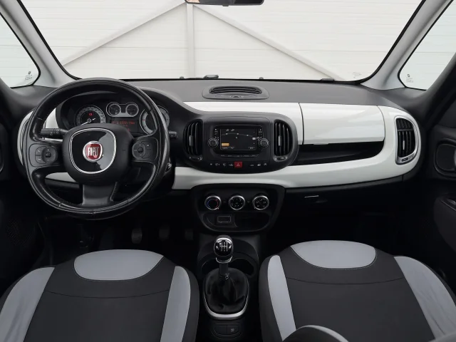 Fiat 500L 1.6 MultiJetII (120 кс) - автомобили, коли, обяви за нови и употребявани 13